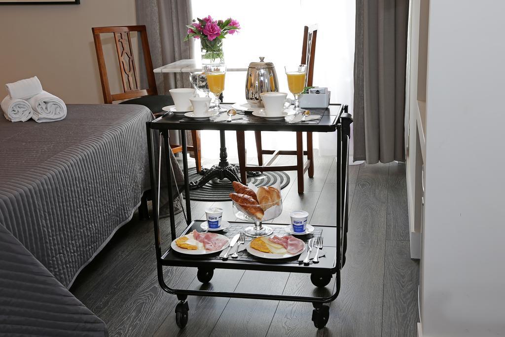 Residenza Cavour Bed & Breakfast 3*