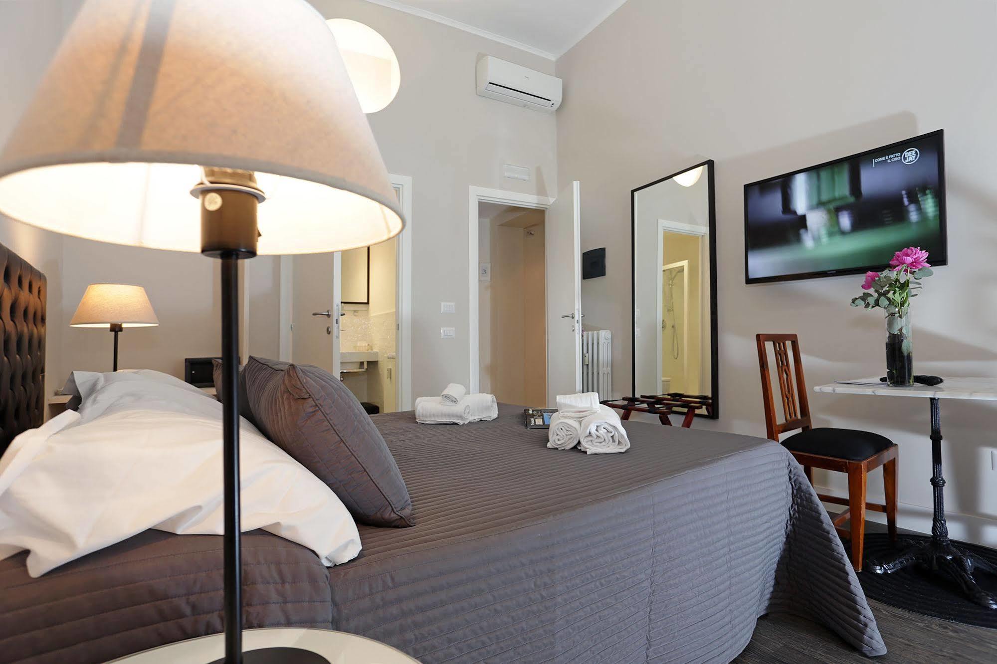 Bed & Breakfast Residenza Cavour 3*